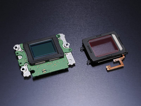 Nikon D7000: 4 ГБ оперативной памяти и CMOS-сенсор Sony Nikon D7000: 4 ГБ оперативной памяти и CMOS-сенсор Sony